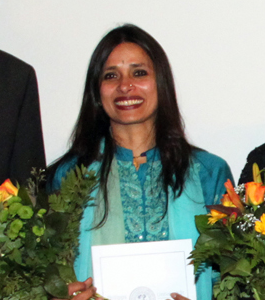 Dr Rama Mani receives the Peter-Becker-Prize for Peace and Conflict Research